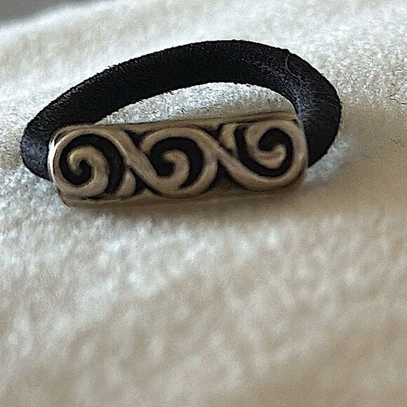 Bohemian Scroll Elastic Band Ring! - Picture 1 of 11